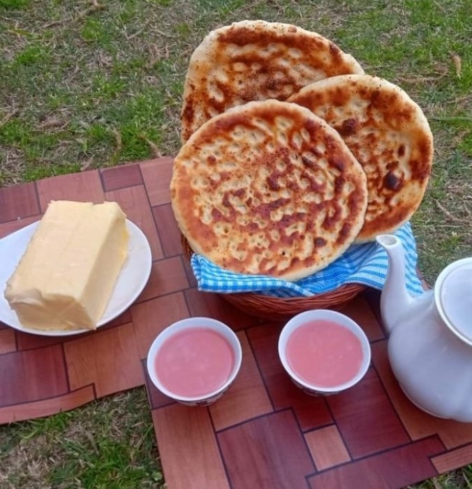 7 Easy Kashmiri Roti Recipes That You Can Try At Home Dial Kashmir